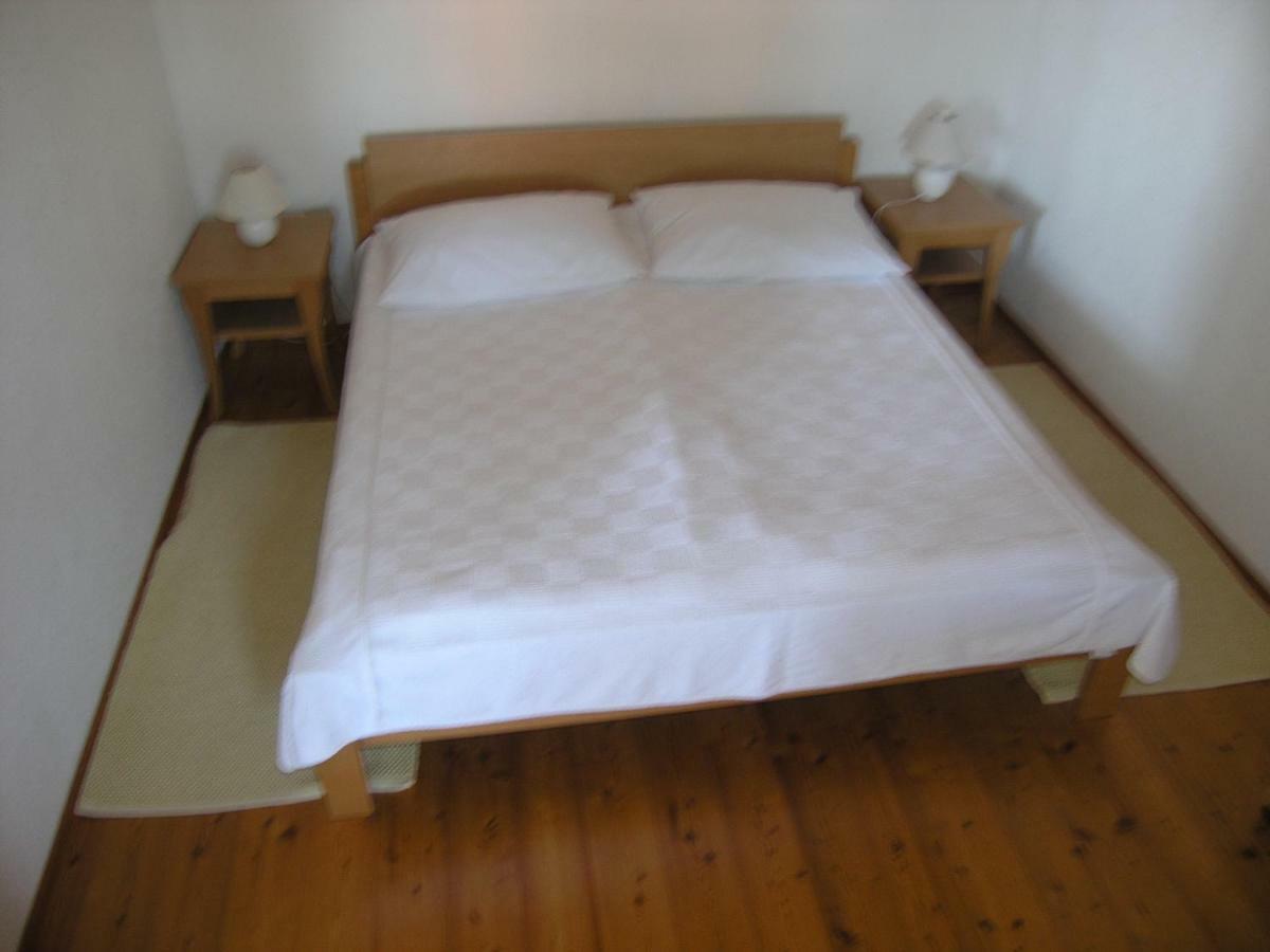Apartment Viktoria 클레노비차 외부 사진
